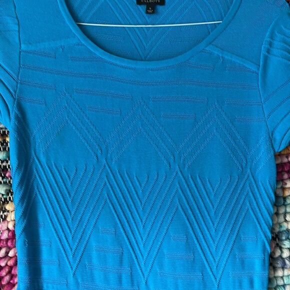 Adorable Talbots knit  stretch dress - Picture 2 of 5